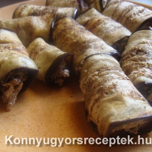 Töltött padlizsántekercs