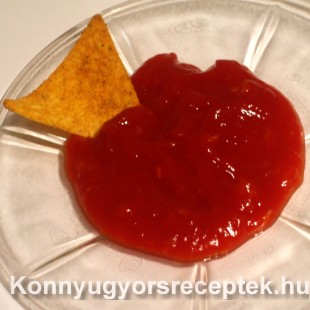 Salsa szósz nachoshoz